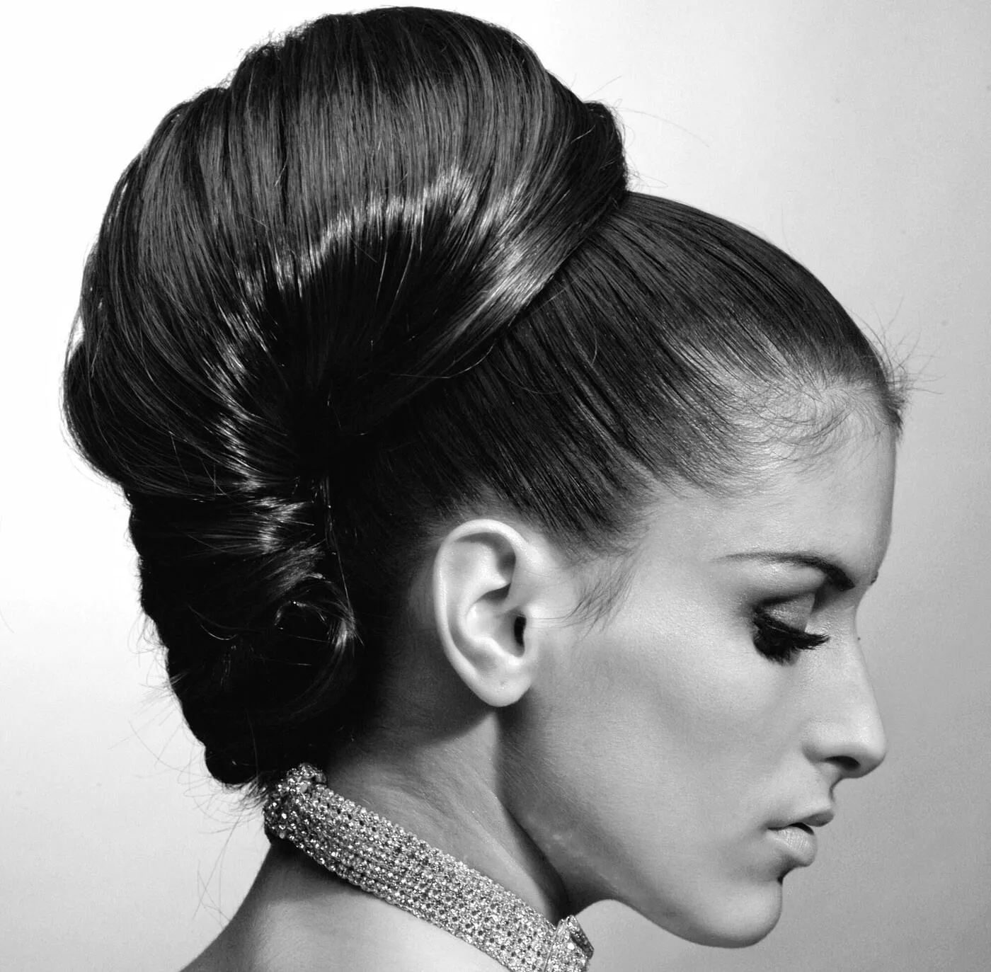 सिल्की और शाइनी बाल पाने के लिए आइए जानते हैं किस तरह करें ग्लिसरीन का इस्तेमाल