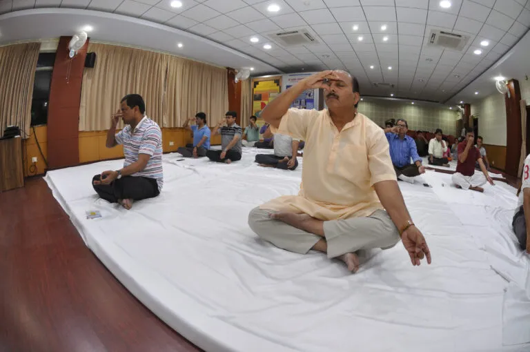 कोरोना वायरस महामारी के दौर में प्राणायाम करने से ऑक्सीजन की कमी नहीं होगी
