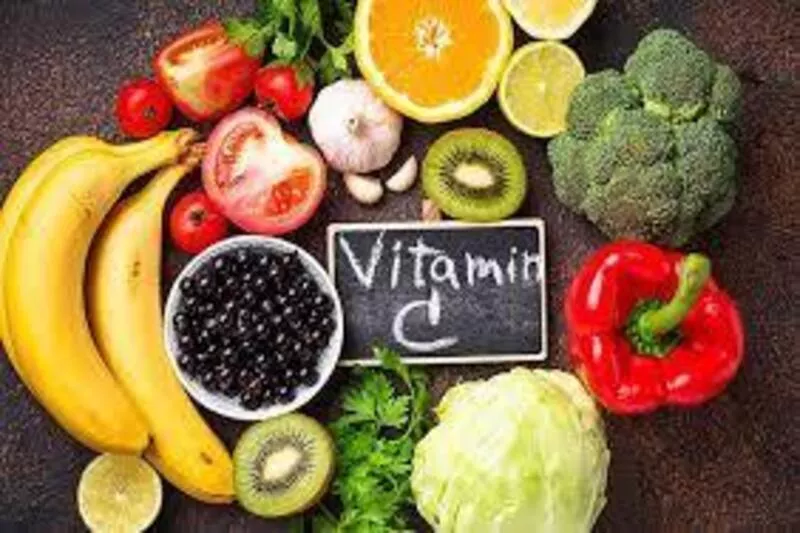 Vitamin C ke fayde aur nuksan in Hindi